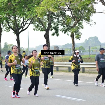 Runner Photo 6553108