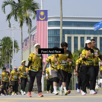 Runner Photo 6553111