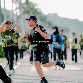 Runner Photo 6553113