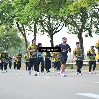 Runner Photo 6553117