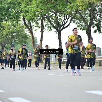 Runner Photo 6553122