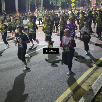Runner Photo 6553190