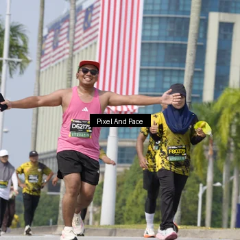 Runner Photo 6553303