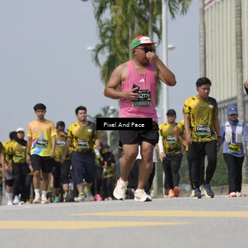 Runner Photo 6553355
