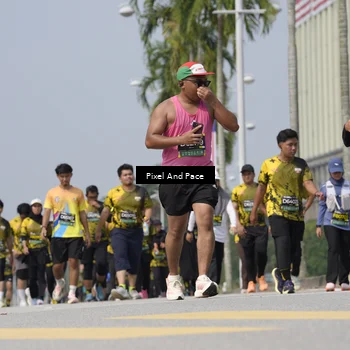 Runner Photo 6553358