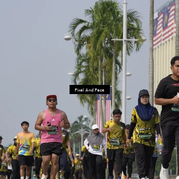Runner Photo 6553398