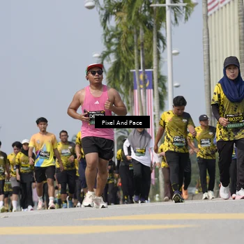 Runner Photo 6553416