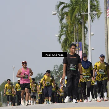Runner Photo 6553418