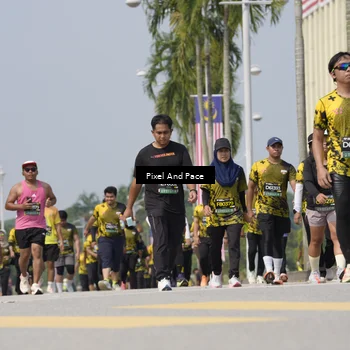 Runner Photo 6553425