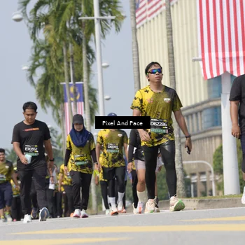 Runner Photo 6553430