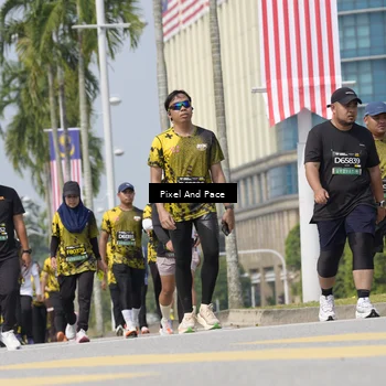 Runner Photo 6553446
