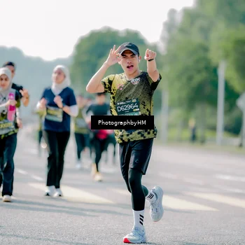 Runner Photo 6553453
