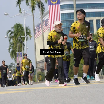 Runner Photo 6553477