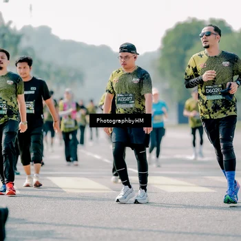 Runner Photo 6553546