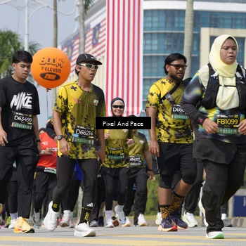 Runner Photo 6553643