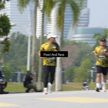 Runner Photo 6553659