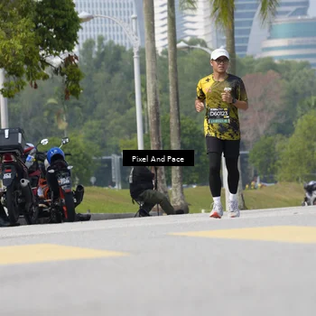 Runner Photo 6553670
