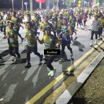 Runner Photo 6553672