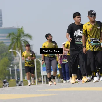Runner Photo 6553679