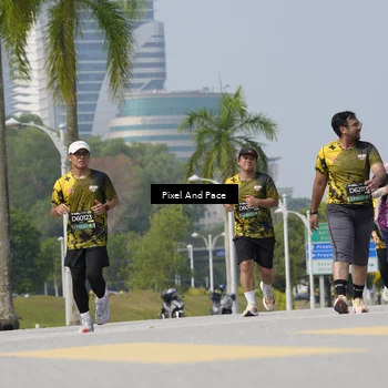 Runner Photo 6553683