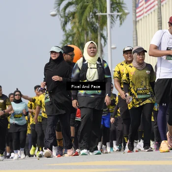 Runner Photo 6553698