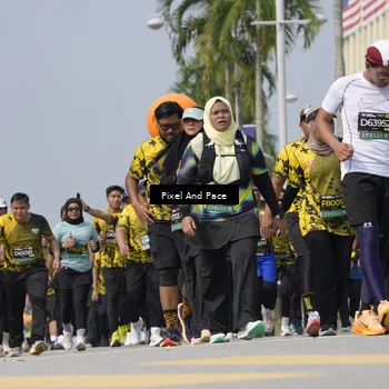 Runner Photo 6553704