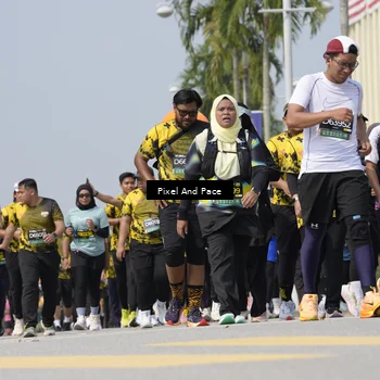 Runner Photo 6553710