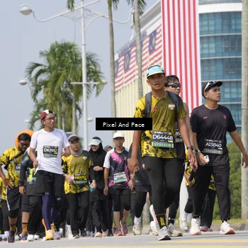 Runner Photo 6553719