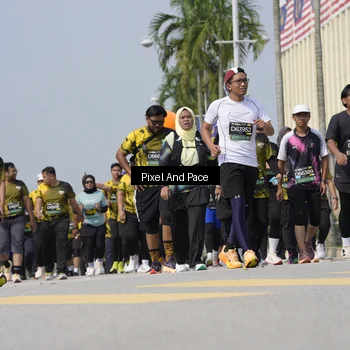 Runner Photo 6553751