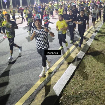 Runner Photo 6553771