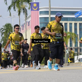 Runner Photo 6553774
