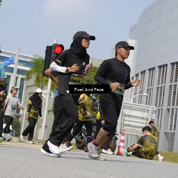 Runner Photo 6553858