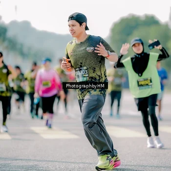 Runner Photo 6553859