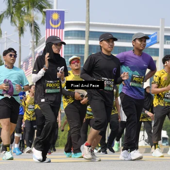 Runner Photo 6553906