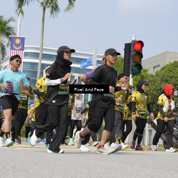 Runner Photo 6553909