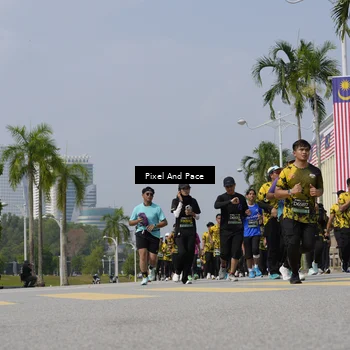 Runner Photo 6553917