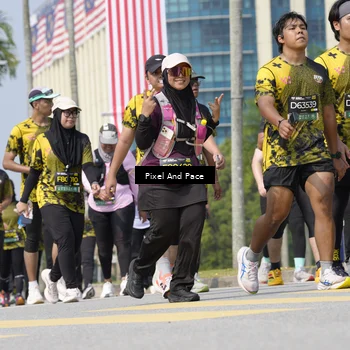 Runner Photo 6554005