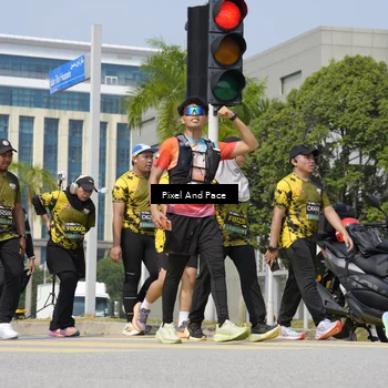 Runner Photo 6554070