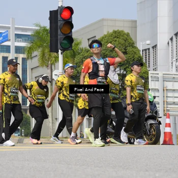 Runner Photo 6554071