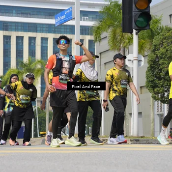 Runner Photo 6554076