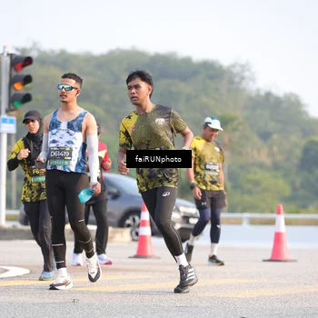 Runner Photo 6554110