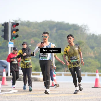 Runner Photo 6554112