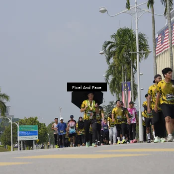 Runner Photo 6554115
