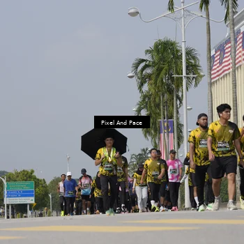 Runner Photo 6554116