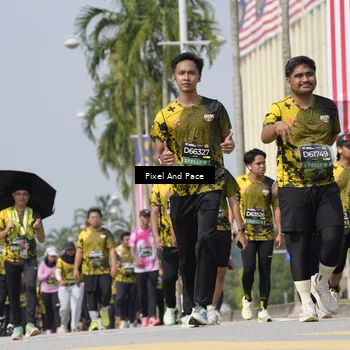 Runner Photo 6554137