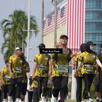 Runner Photo 6554210