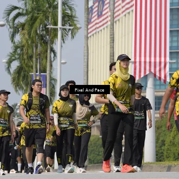 Runner Photo 6554253