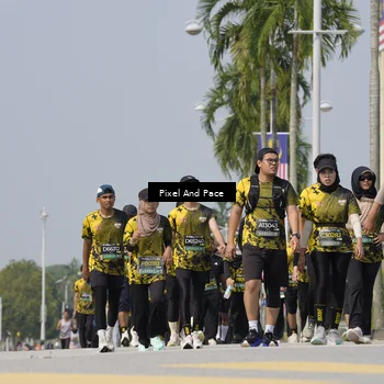 Runner Photo 6554259