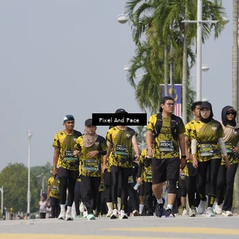 Runner Photo 6554265