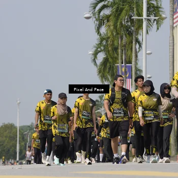 Runner Photo 6554266